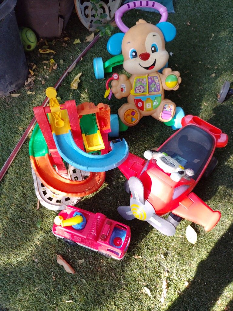 4 Lot All Work Toys