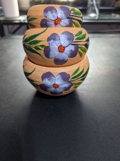 Plant pots