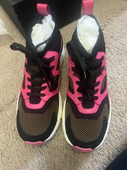 Valentino Men’s Sneaker