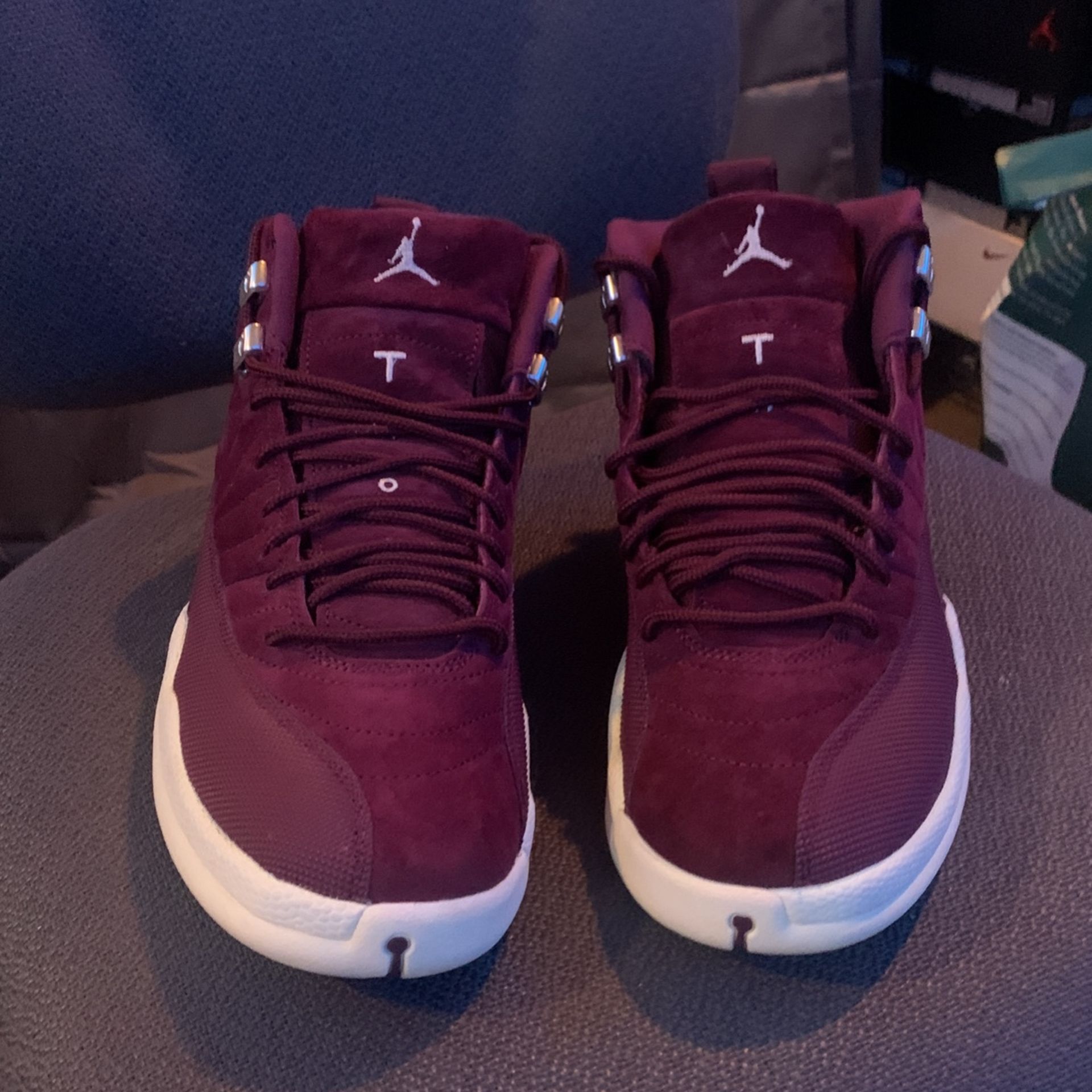 retro 12’s Bordeaux 