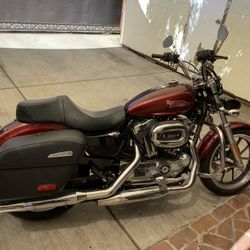 2017 Harley Davidson, 1200 XLT low profile