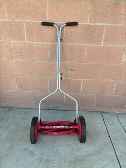 14 in. 5-Blade Manual Walk Behind Reel Lawn Mower