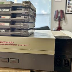 Nintendo NES Console 5-Game Bundle(Tested Working Good)