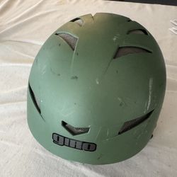 Giro Snow Helmet Size Medium
