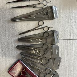 Garage sale starts right now  4099 Sweetsprings Terrace Powder Springs  Running creek Subdivision Four seven zero , five seven four , nine one seven f