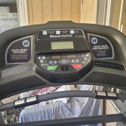 Treadmill Horizon T202 From Costco