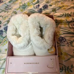Microwaveable Cozy Slippers 
