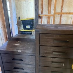 8 Drawer Dresser With Mirror