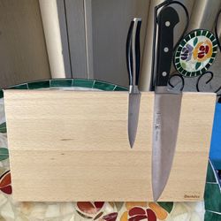 Magnetic knife block