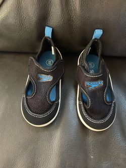 Speedo water shoes