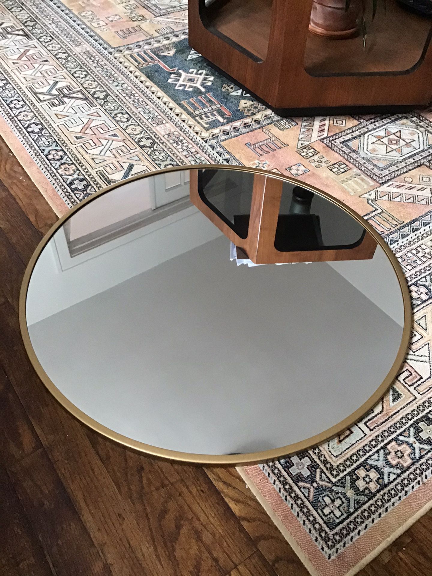Round gold rimmed mirror. Like new 28 inches. $45
