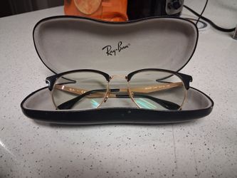 Black on Gold Ray Bans