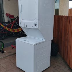 Stackable washer gas dryer