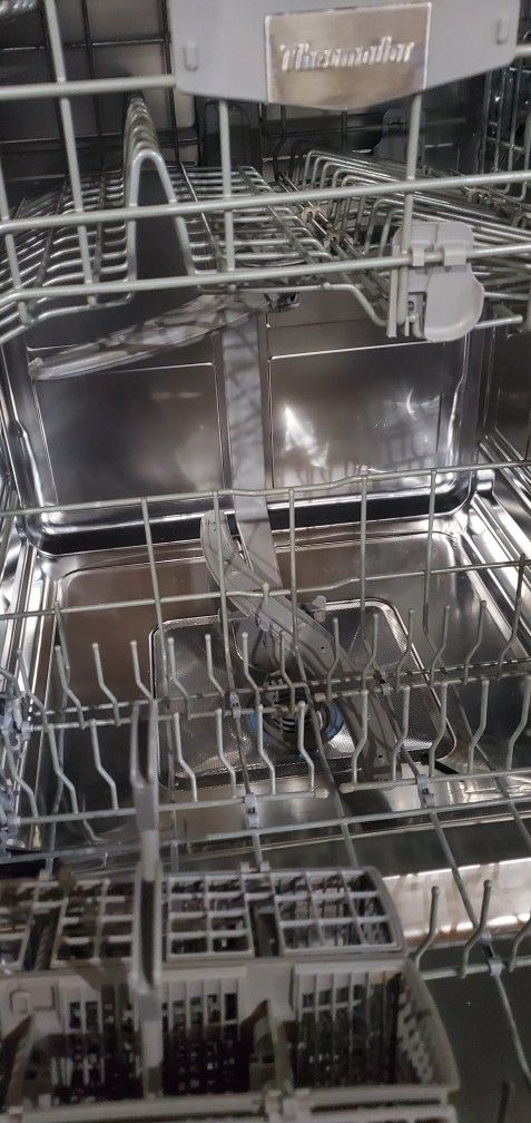 Thermador Custom Panel Ready Built-in Dishwasher