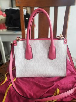 Red Michael Kors Crossbody Bag for Sale in Los Angeles, CA - OfferUp