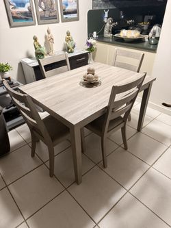 Dinning Table