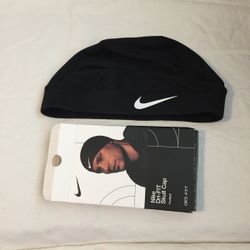 Nike Dri-Fit Skull Cap In Black