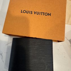 Wallet  - LV 