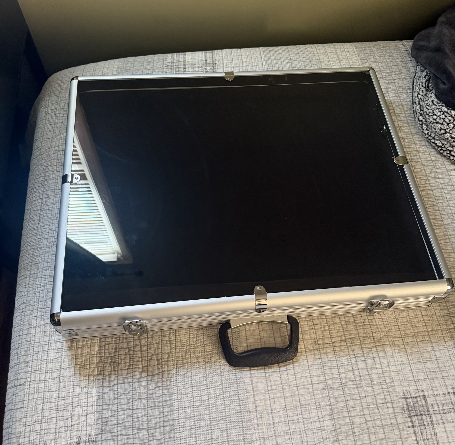 Aluminum Acrylic Display Case