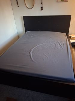 Bed Queen size mattress and headboard