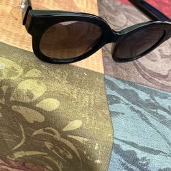 Women’s Gucci gg0208s Sunglasses 