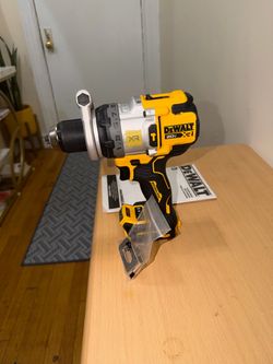 DeWalt 20V XR Brushless Hammer Drill tool only