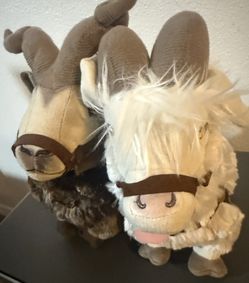 Marvel Toothgnasher And Toothgrinder Plush Goat Set - Thor: Love And Thurder