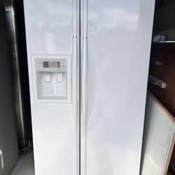 36” White Samsung Side By Side Refrigerator DELIVERY AVAILABLE 🚚