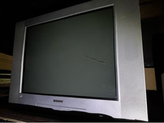Vintage 2004 television tv Sony Trinitron KV-27FS120