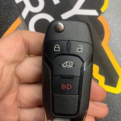 key Ford  Transit