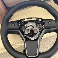 Tesla model 3 steering wheel