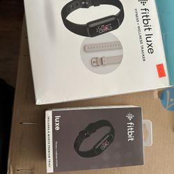 fitbit luxe