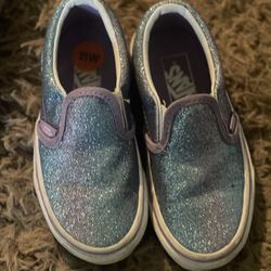 Girl Vans Tennis Shoes