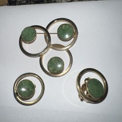 12K GF Gold-Tone 3-Jade Brooch & Earrings Set by Winards.