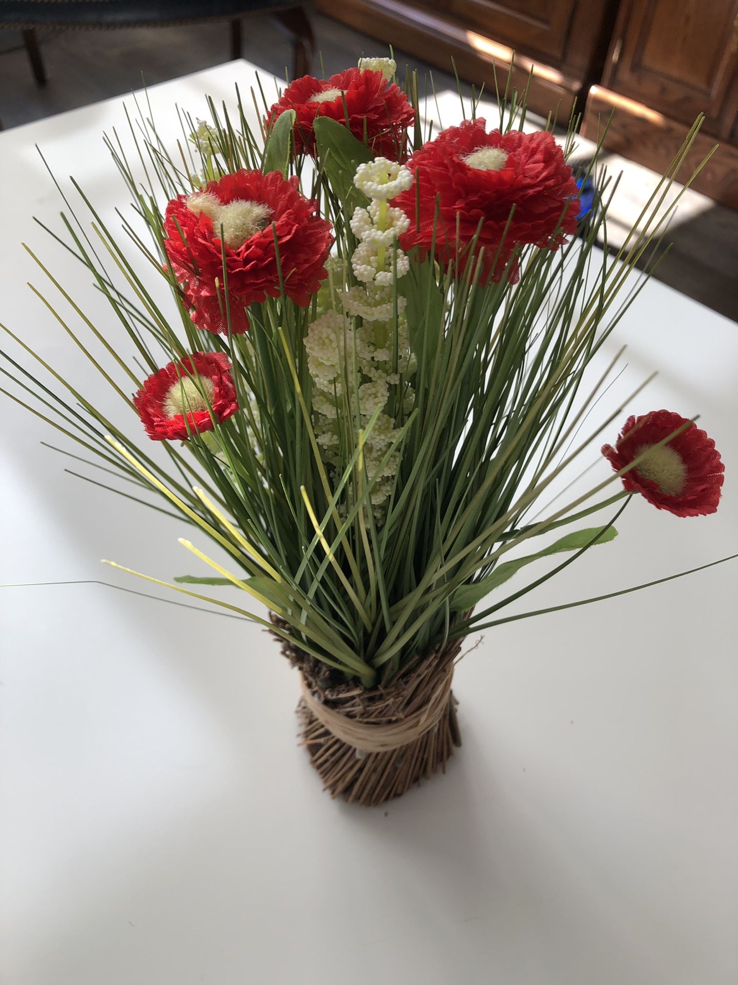Red/white silk floral arrangement