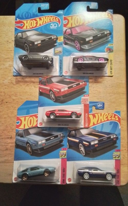 HOT WHEELS DMC DELOREAN X5 $35