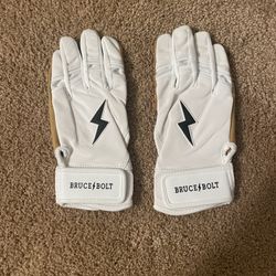 White pro short cuff Bruce bolt batting gloves (brand new)