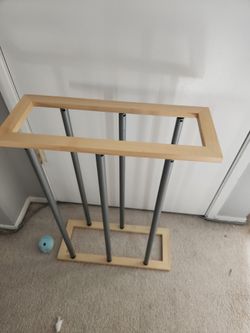 Extendable shoe rack