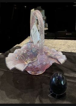 Fenton Glass Basket With Egg