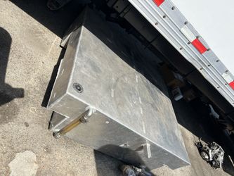 Gas / Diesel Tank