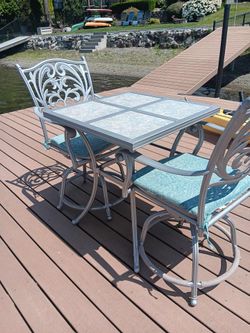 Bistro set interchangeable tile top
