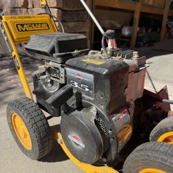McLane Edger 3.5hp  4-cycle Gas Model 801-3.5RP