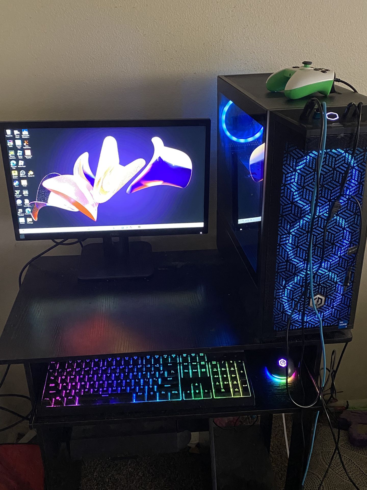 4060 Gaming PC, Desk And Chair