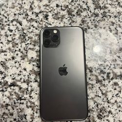 iPhone 11 Pro FLAWLESS CONDITION 