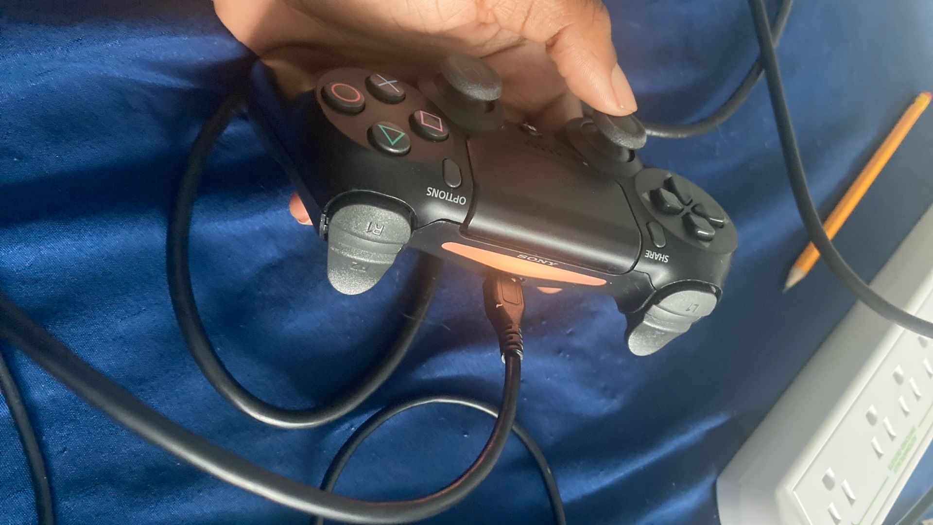 Used PS4 Controller (NEED GONE ASAP (CASH ONLY)