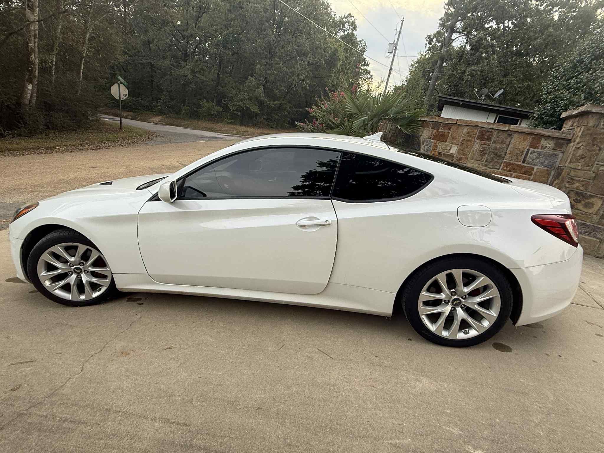 2013 Hyundai Genesis Coupe