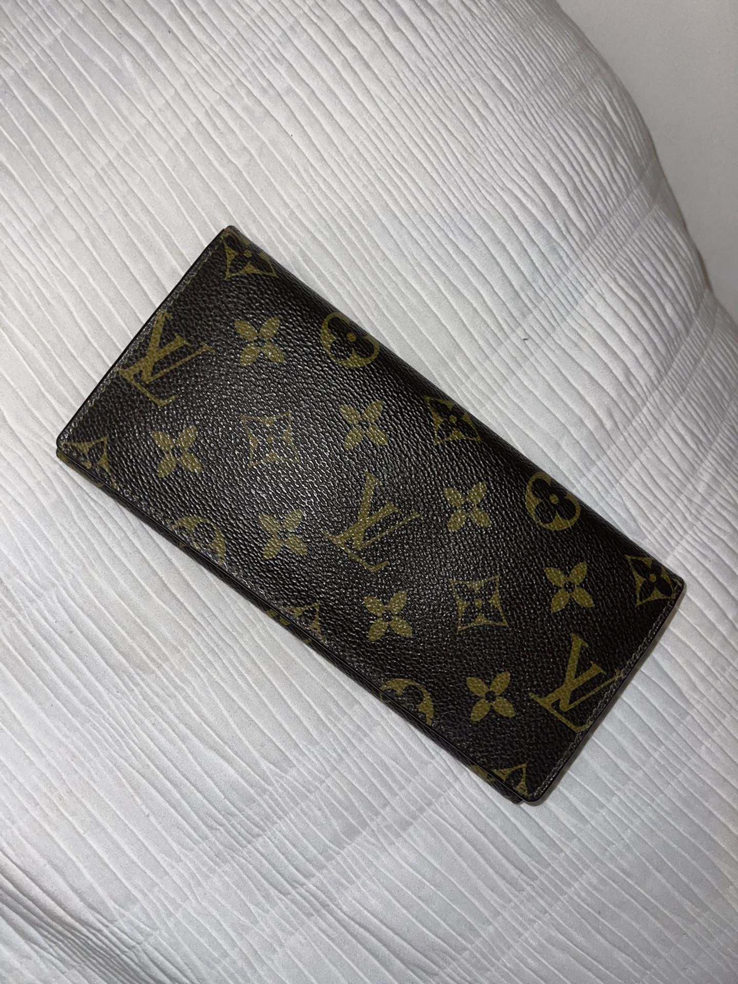 Brand New Louis Vuitton Women's Wallet for Sale in Las Vegas, NV - OfferUp