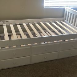 2 In 1 Twin Bed 