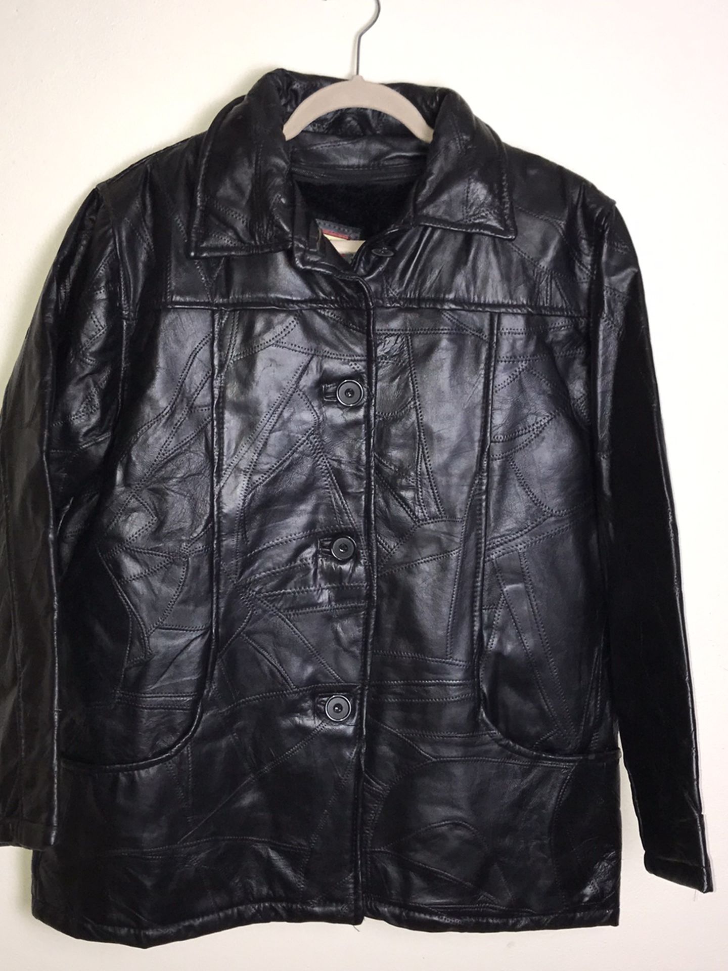 Vintage Men's TUDOR COURT By HABAND ~ Black Leather Jacket ~ Zip-Out Lining ~ L Gently used Minor signs of wear