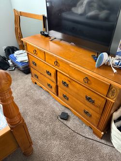 Bedroom set